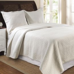 Full / Queen 100% Cotton Quilt Set in Ivory with Diamond Pattern